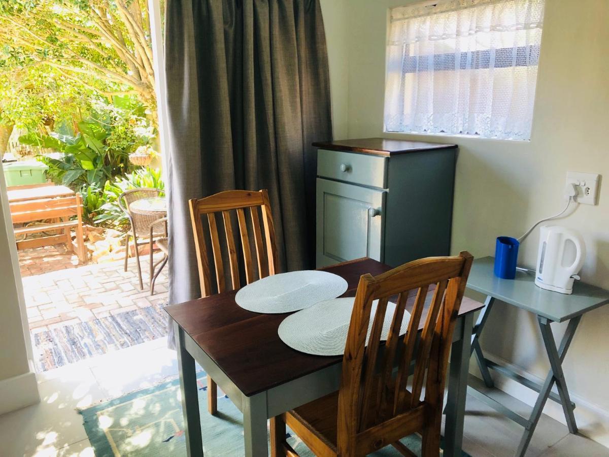 Baylight Accomodation Room 2 Мозел Бей Екстериор снимка